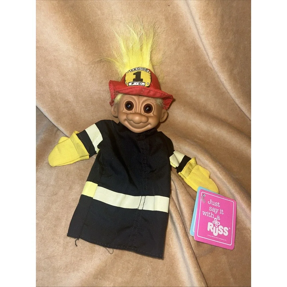 Russ‎ Troll Vintage Fireman Firefighter Puppet WITH TAGS